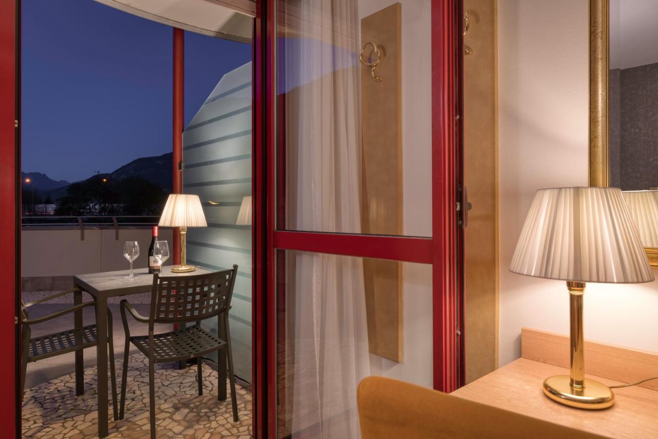 Hotel Sporting Trento Esterno foto