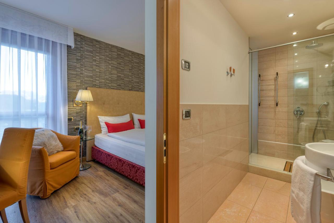 Hotel Sporting Trento Esterno foto