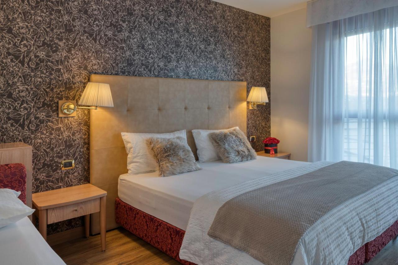 Hotel Sporting Trento Esterno foto