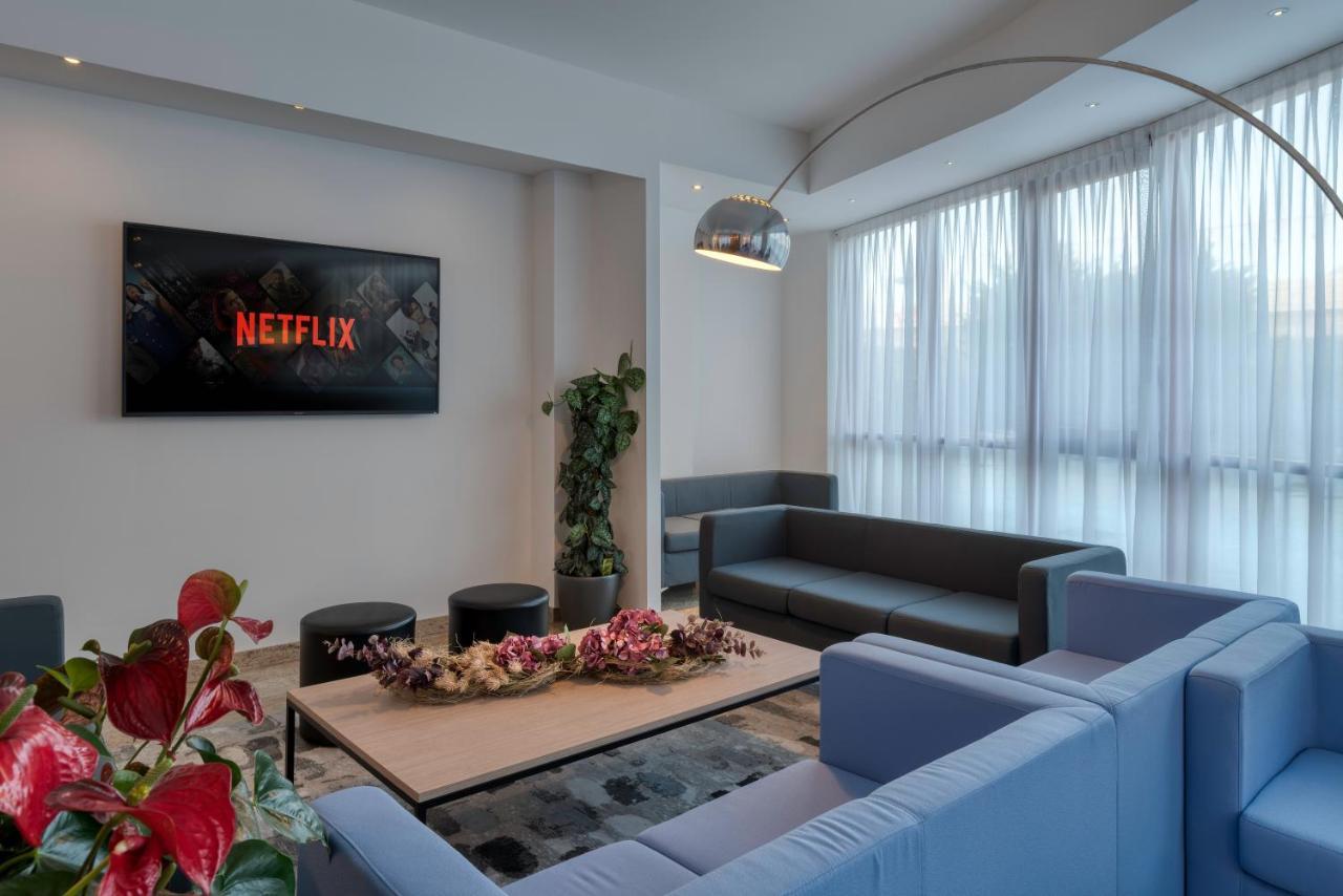 Hotel Sporting Trento Esterno foto