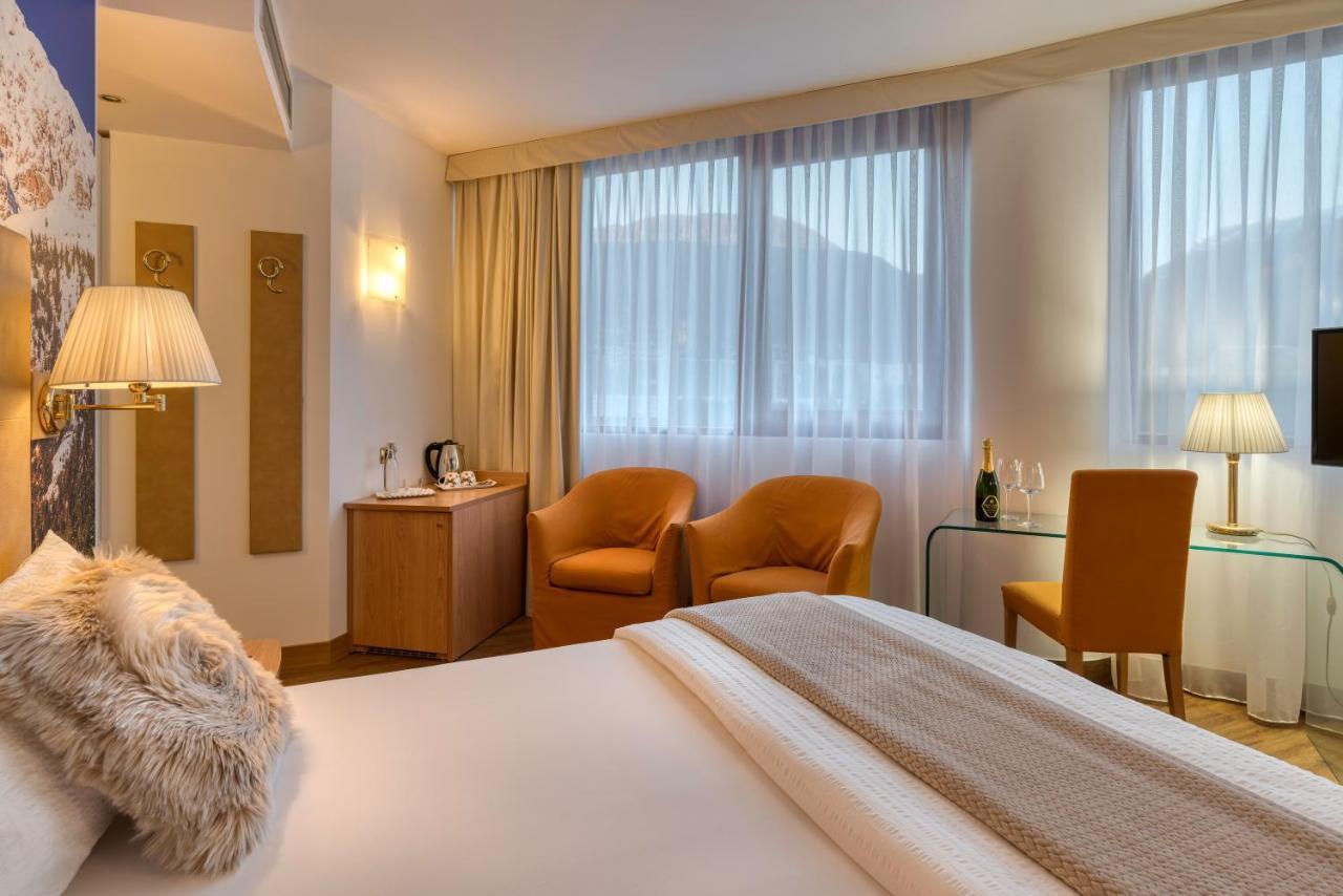 Hotel Sporting Trento Esterno foto