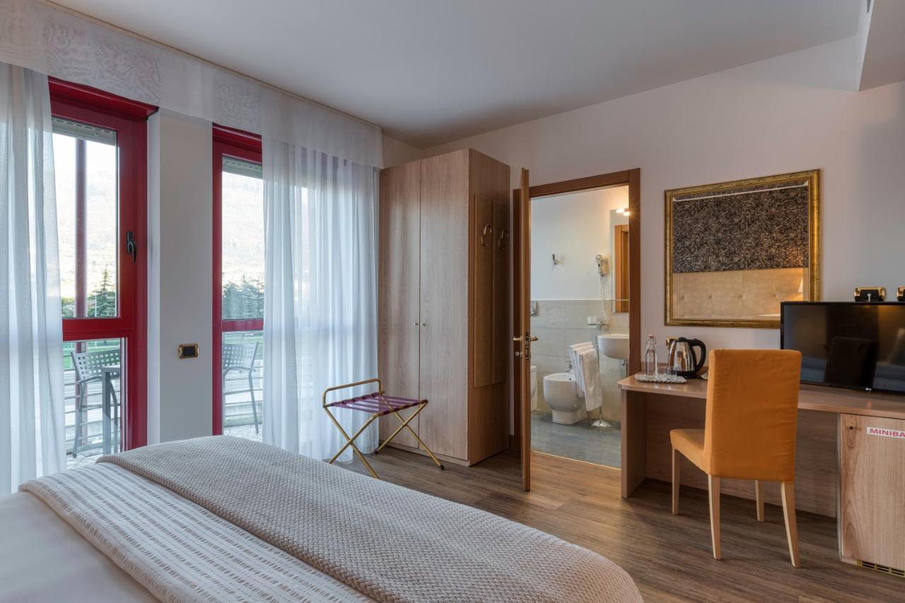 Hotel Sporting Trento Esterno foto