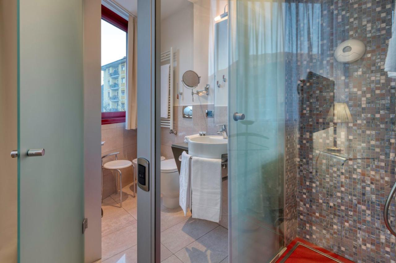 Hotel Sporting Trento Esterno foto